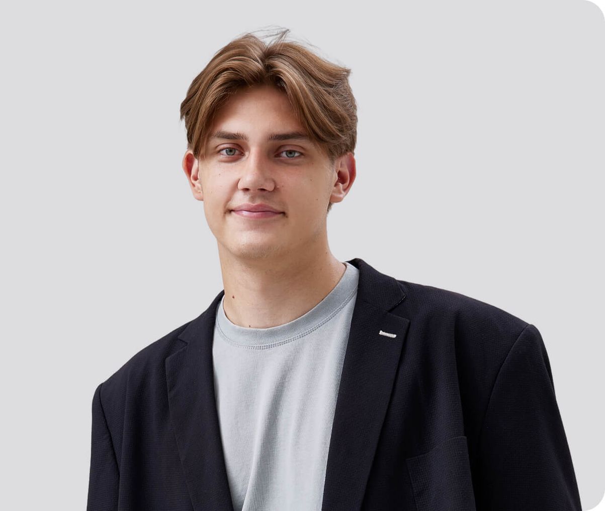 Влад Ревтович